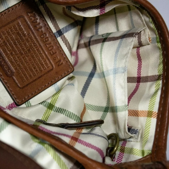 Authentic Coach Bleeker British Tan EUC #11427 - Picture 6 of 7